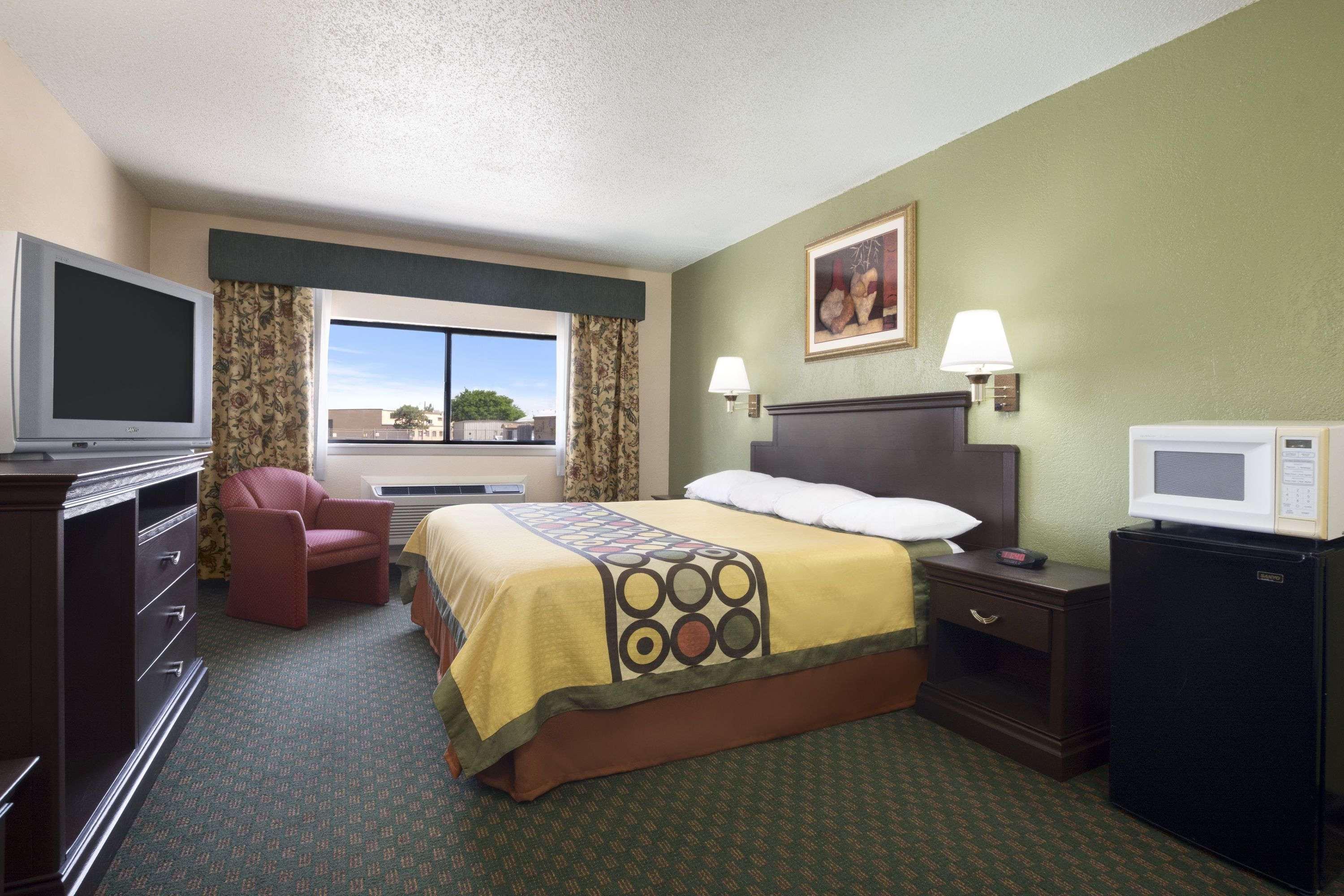 Super 8 By Wyndham Amarillo Central Tx Εξωτερικό φωτογραφία