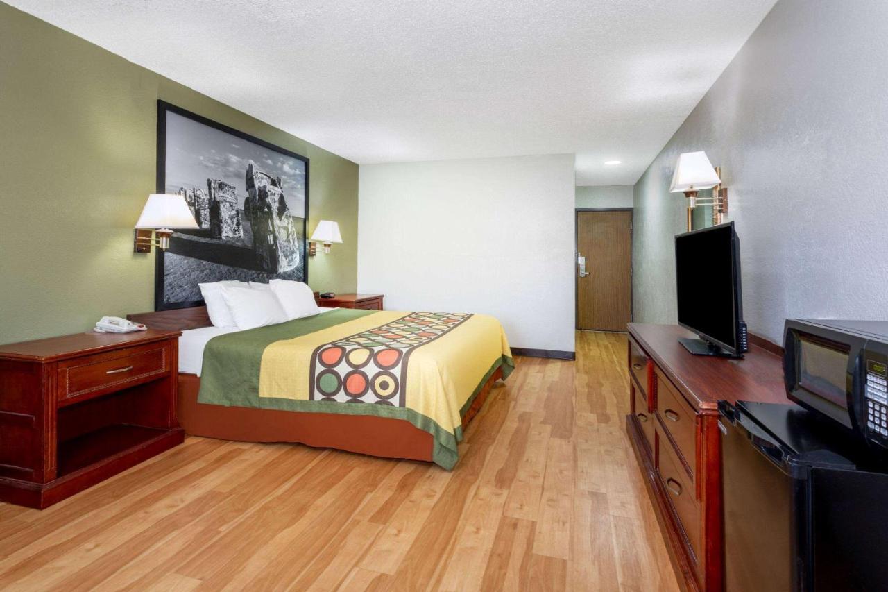 Super 8 By Wyndham Amarillo Central Tx Εξωτερικό φωτογραφία